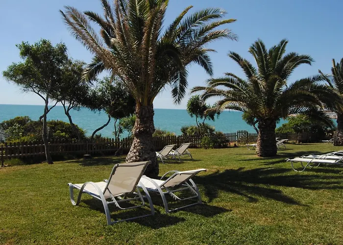 Hotel Sancho Iii 3*